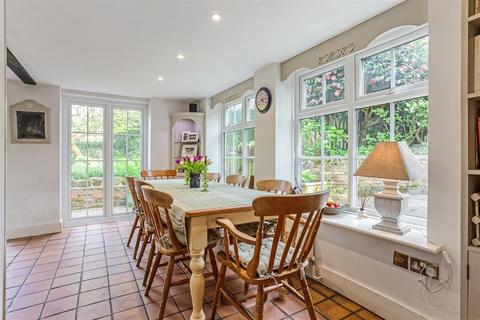 5 bedroom detached house for sale, Upper Farringdon, Hampshire