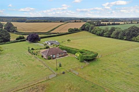 2 bedroom detached bungalow for sale, Wimble Hill