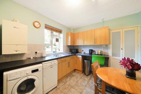 2 bedroom maisonette for sale, Dartmouth Road, London SE23