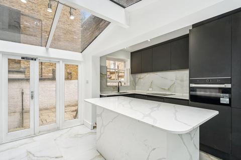 2 bedroom apartment for sale, 5 Ifield Road, London