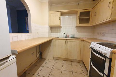 2 bedroom apartment to rent, Foxdale Drive, Brierley Hill