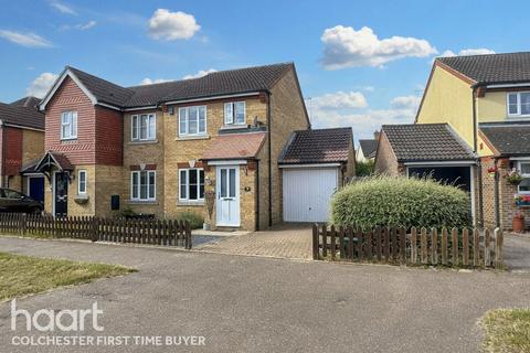 2 bedroom end of terrace house for sale, Titus Way, Colchester