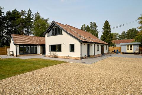 4 bedroom detached house for sale, Stone Lane, Diss IP22