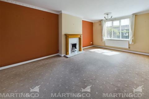 14 French Street, Bentley, Doncaster, DN5 0ER