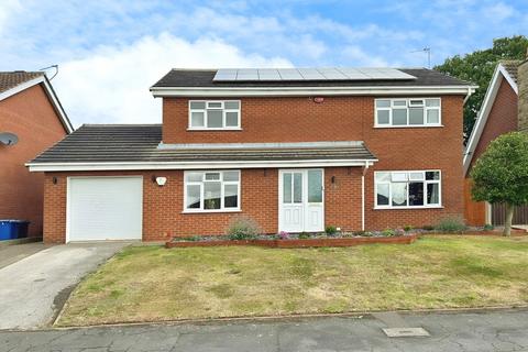 4 bedroom detached house for sale, Dunster Road, Gainsborough