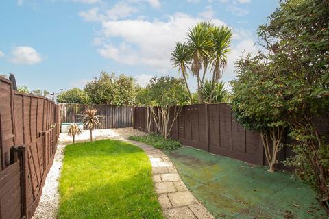 39 Alcester Road, Poole, BH12 2JW