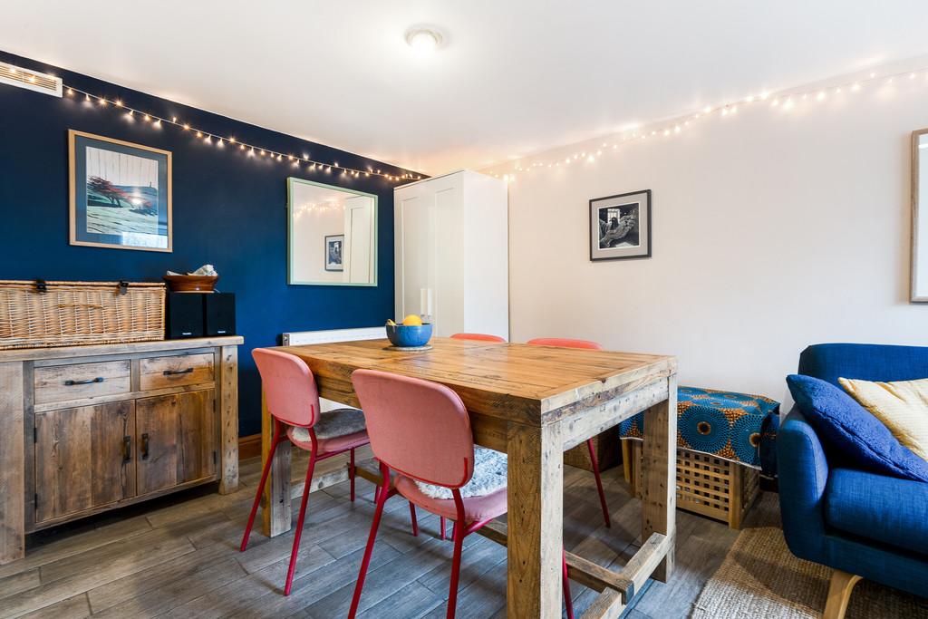 Living/dining room