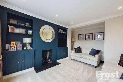 57 Glenfield Road, Ashford, TW15 1JJ