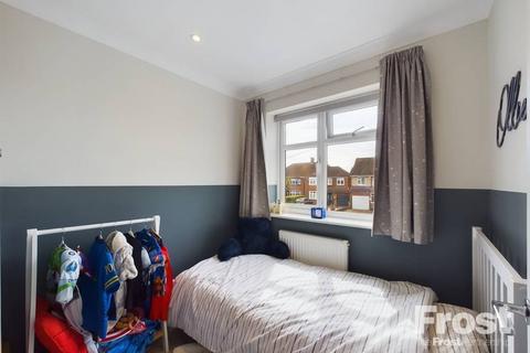 57 Glenfield Road, Ashford, TW15 1JJ