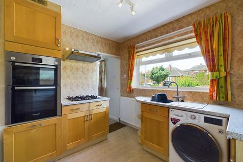 27 Cotswold Crescent, Whiston, Rotherham, S60 4AU