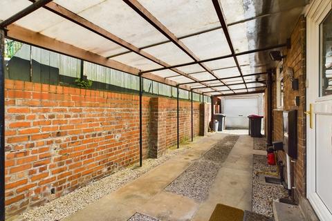 27 Cotswold Crescent, Whiston, Rotherham, S60 4AU