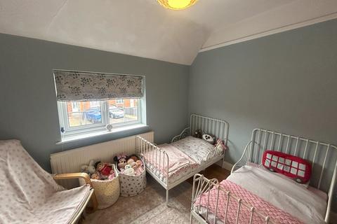 2 bedroom cottage for sale, Spring Lane, Newark