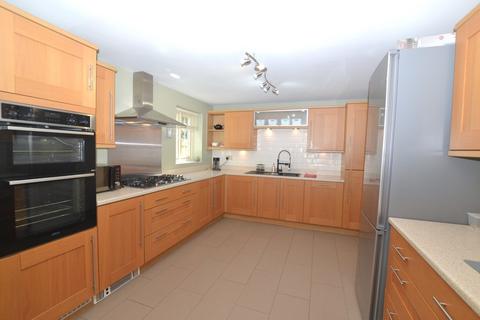 2 Brunel Avenue, Colsterworth, Grantham, NG33 5GA