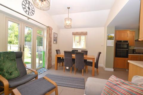 2 Brunel Avenue, Colsterworth, Grantham, NG33 5GA