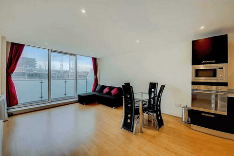 1 bedroom apartment to rent, Gallions Road, London, E16