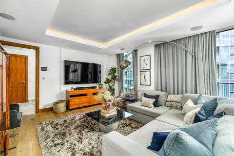 3 bedroom penthouse for sale, Quarter House, Battersea Reach