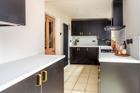 2 bedroom end of terrace house for sale, Little Street, Rushden NN10