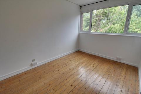 18 Hillbrow, Reading, RG2 8JD