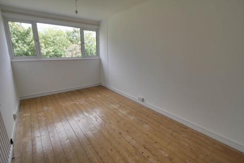 18 Hillbrow, Reading, RG2 8JD