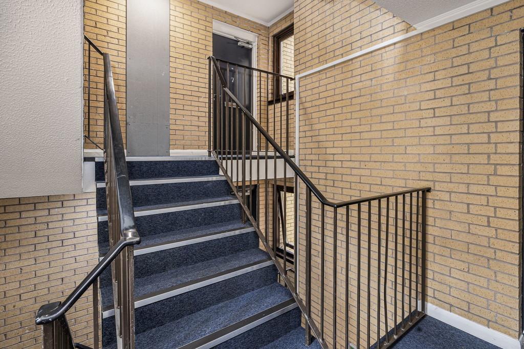 5-web-or-mls-37 Glenfarg Street Flat 7 12