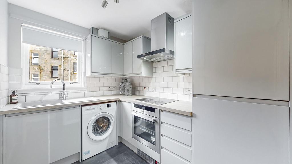 13-web-or-mls-37 Glenfarg Street Flat 7 11