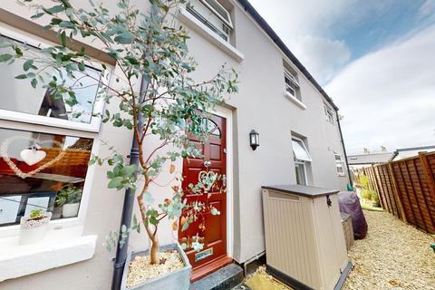 2 bedroom end of terrace house for sale, Fairview, Cheltenham