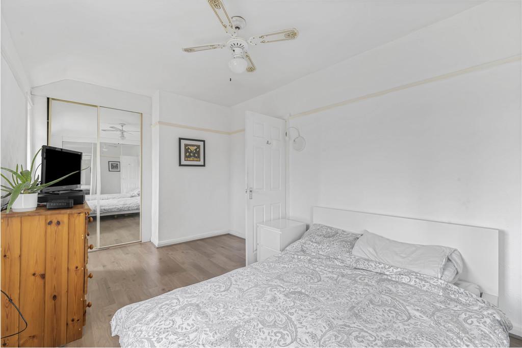 Bedroom 1 (3)