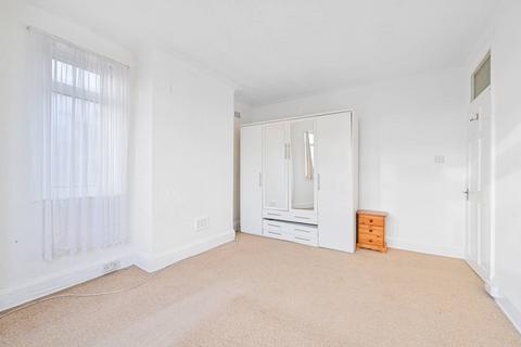 2 bedroom flat for sale, Court Road, Eltham, London, SE9