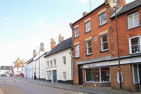 13 bedroom townhouse for sale, Market Place, Norfolk NR21