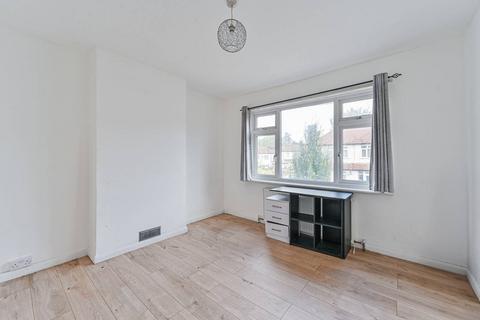 4 Harcourt Road, Thornton Heath, CR7 6BU