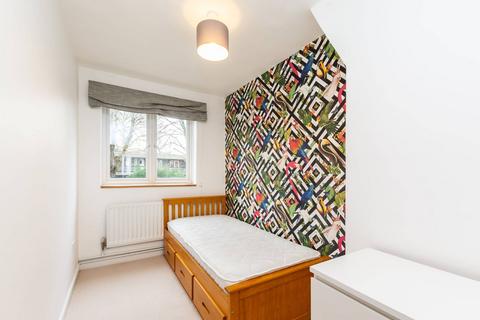 3 bedroom flat for sale, Cortis Road, Putney Heath, London, SW15