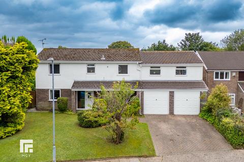 5 bedroom detached house for sale, Pentwyn, Radyr