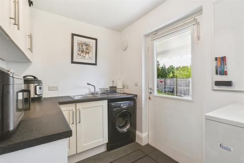 6 Strathallan Bank, Forgandenny, Perth, PH2 9FE