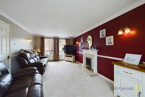 4 bedroom detached house for sale, Rouse Close, Stafford