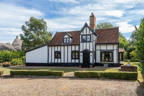 3 bedroom cottage for sale, Tharston