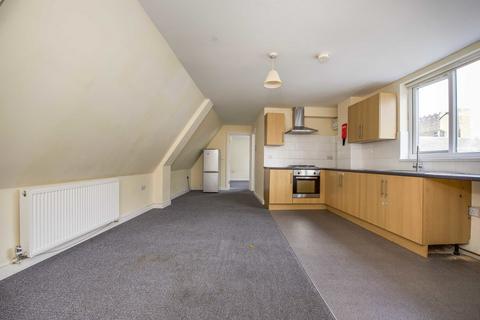 2 bedroom apartment to rent, The Green, West Drayton UB7