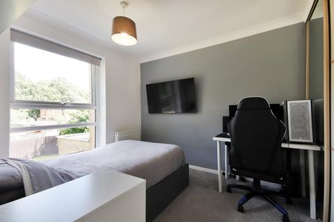 127 Ayelands, New Ash Green, Longfield, DA3 8JU