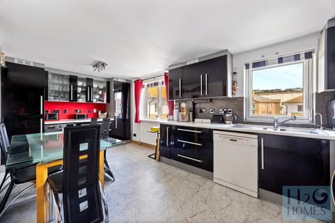 3 bedroom apartment for sale, Collingwood Court, Brighton Marina Village, Brighton