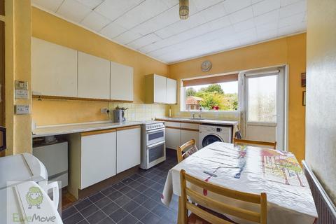 2 bedroom semi-detached bungalow for sale, Leybourne Road, Strood, Rochester, ME2 3QF