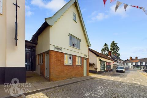 4 bedroom cottage for sale, Exchange Street, Harleston