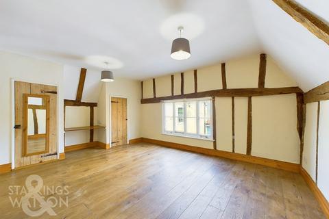 4 bedroom cottage for sale, Exchange Street, Harleston