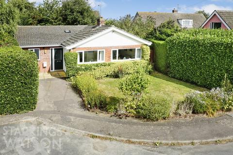 3 bedroom detached bungalow for sale, Broadfields Way, Rockland St. Mary, Norwich