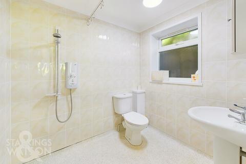 9 Broadfields Way, Rockland St Mary, Norwich, NR14 7HJ
