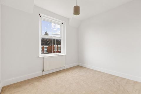60a Sidney Street, Folkestone, CT19 6HG