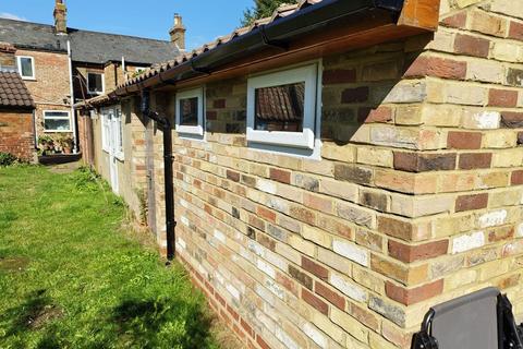 2 bedroom terraced house for sale, Biggleswade Road, Potton, Bedfordshire