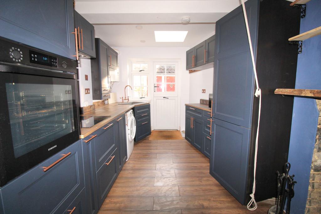 Kitchen 2