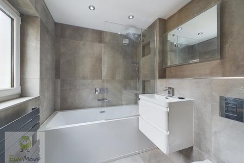 52 Brompton Lane, Rochester, ME2 3BJ