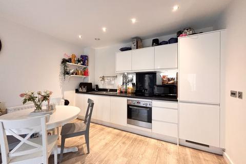 1 bedroom flat for sale, 30 Westmoreland Road, London