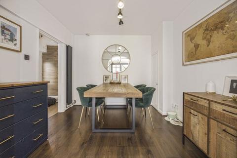 33 Widecombe Road, London, SE9 4HH