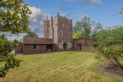 4 bedroom detached house for sale, Edenbridge Road, Hartfield